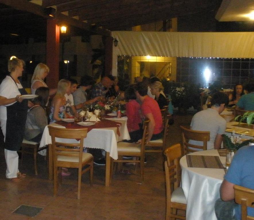 Damia Apts Hotel apartamentowy