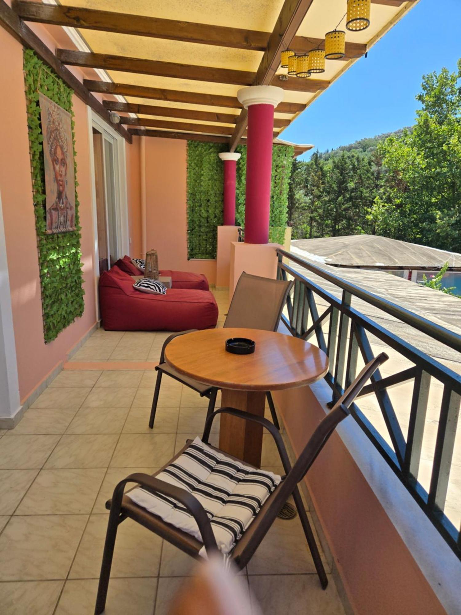 Damia Apts Aparthotel Sidárion
